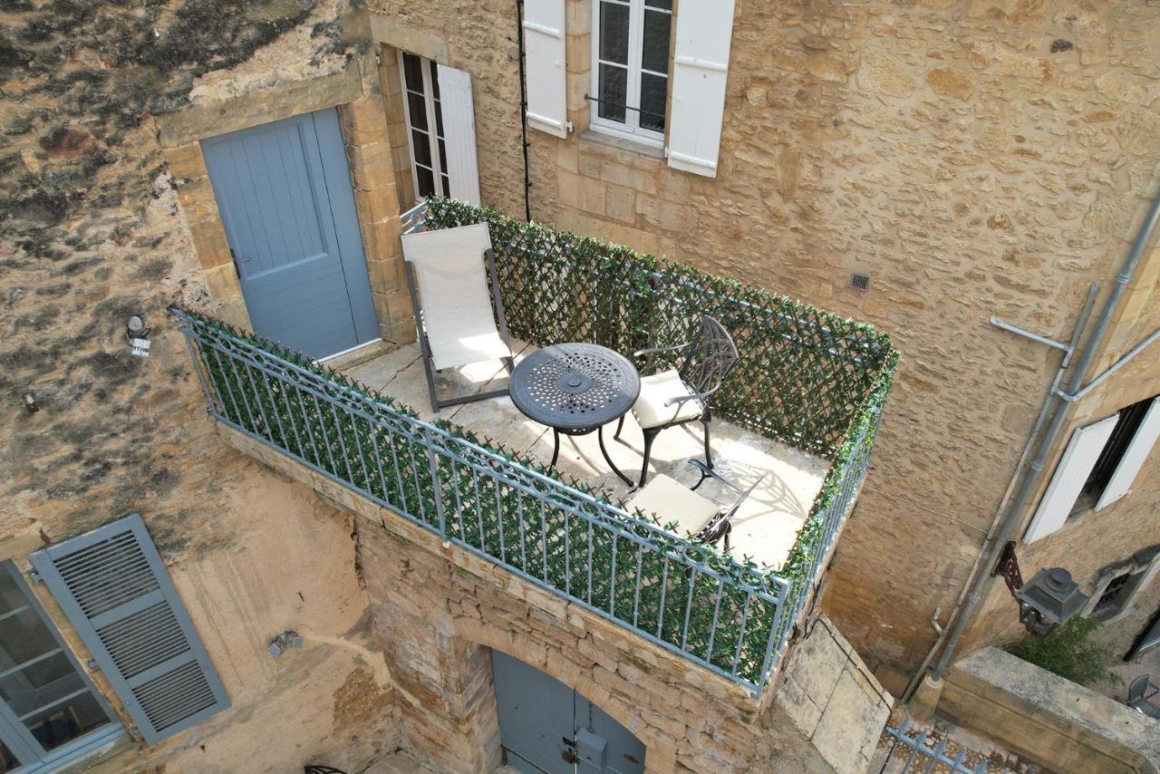 Hotel Le Petit Manoir Sarlat Exterior foto